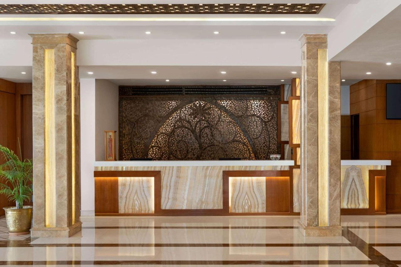 Ramada By Wyndham Varanasi Katesar Chandauli Exterior foto